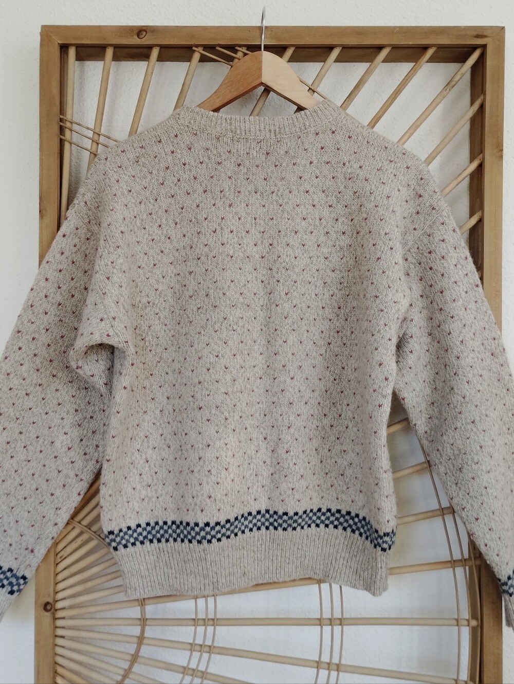 Vintage 90's Eddie Bauer Wool Cat Crew Neck Sweater / Size Medium - Picture 10 of 13